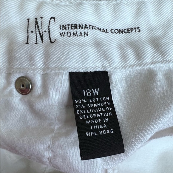 INC International Concepts White Capris Size 18 - Picture 8 of 10